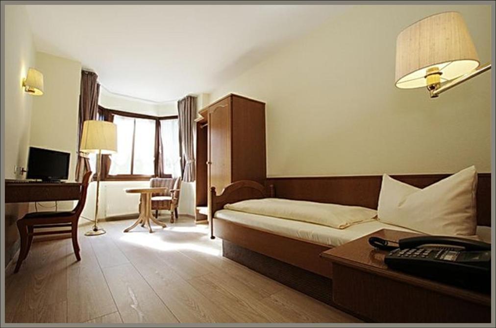 Hotel Baeren Leimen  Dış mekan fotoğraf